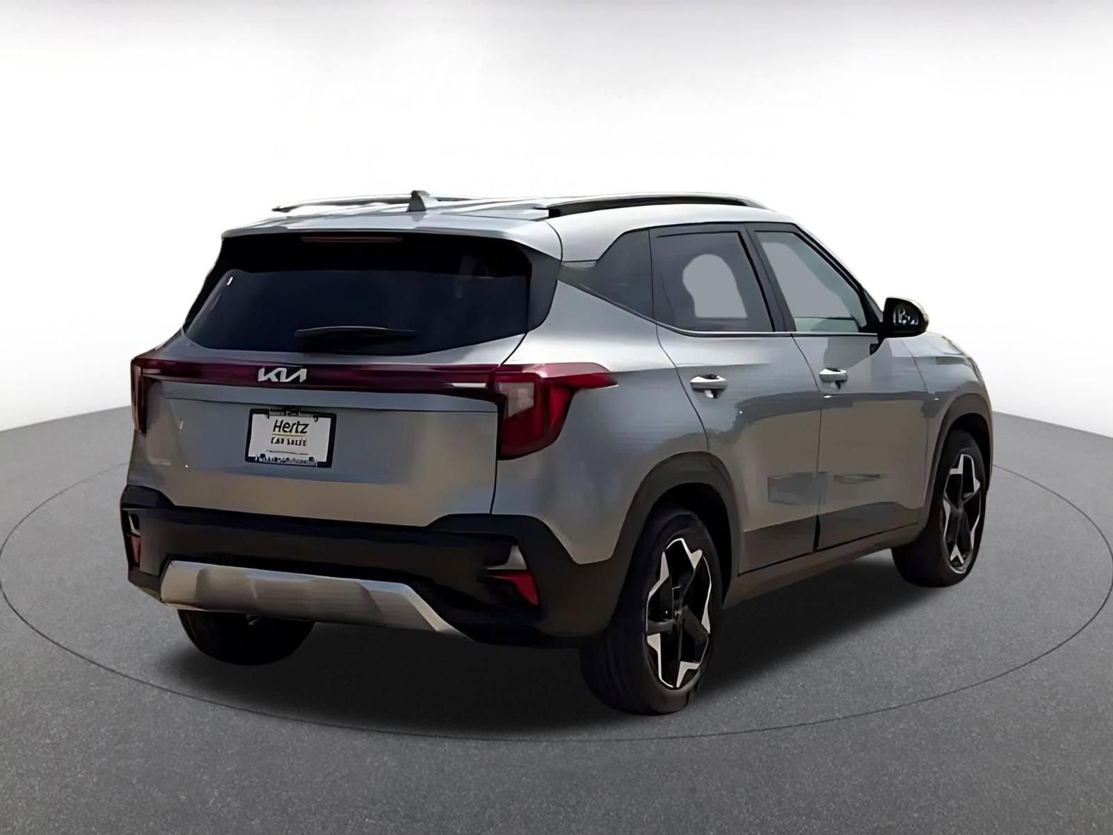 Used 2025 Kia Seltos S image 14