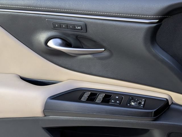Used 2021 Lexus ES 350 w/ Premium Package FWD image 25