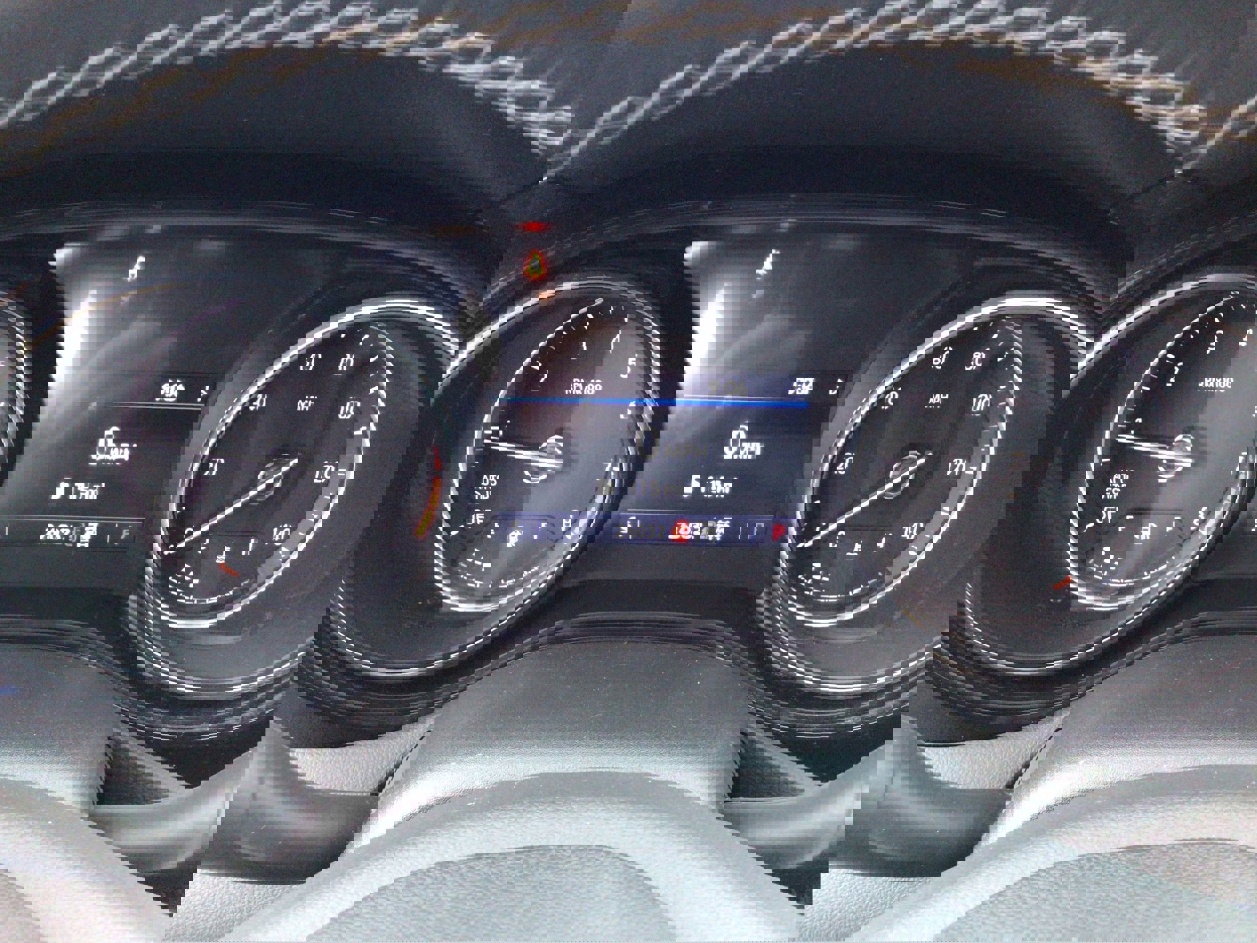 Used 2023 Buick Encore GX Essence w/ Experience Buick Package image 15