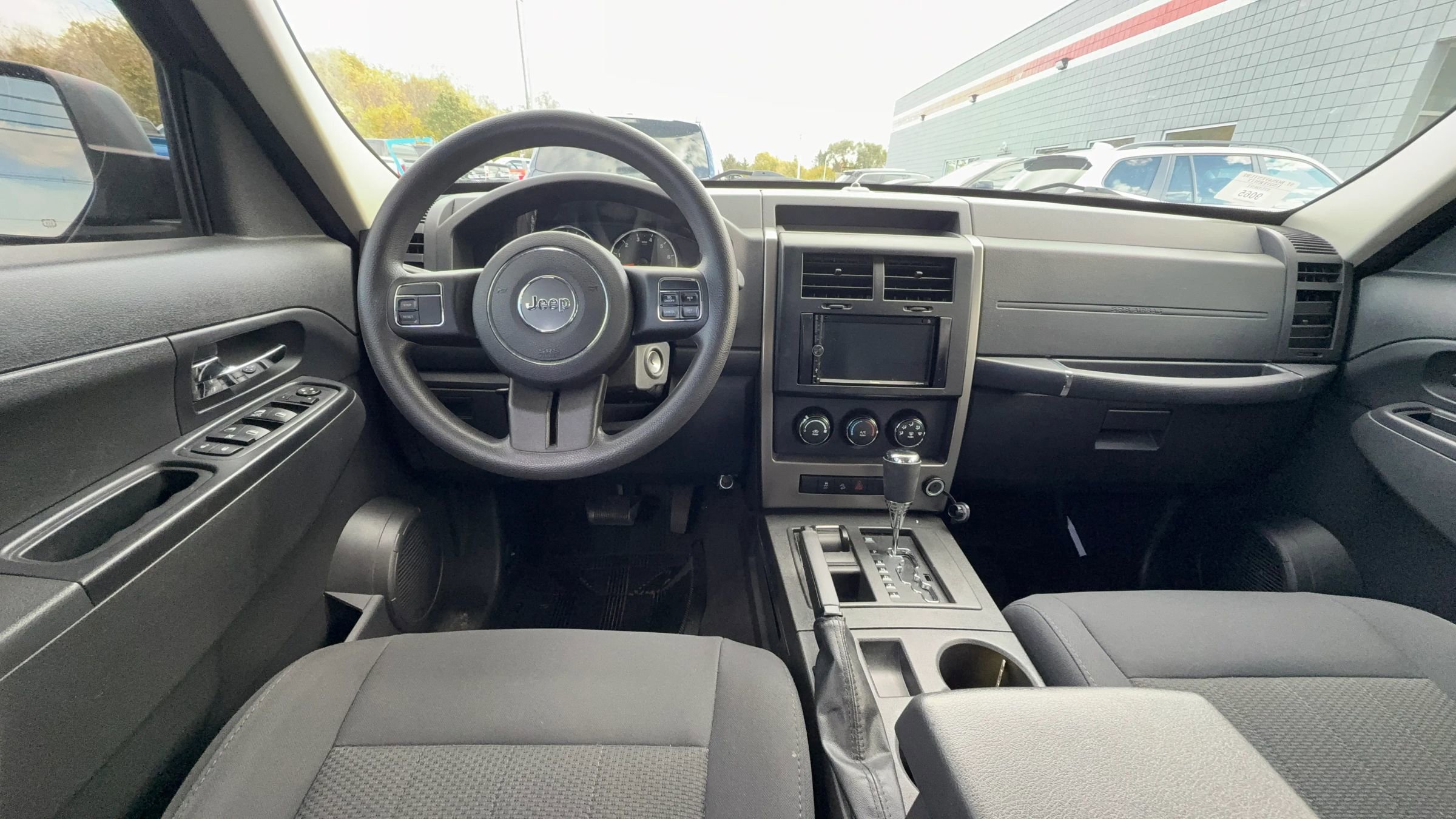 Used 2012 Jeep Liberty Sport w/ Driver Convenience Group image 9