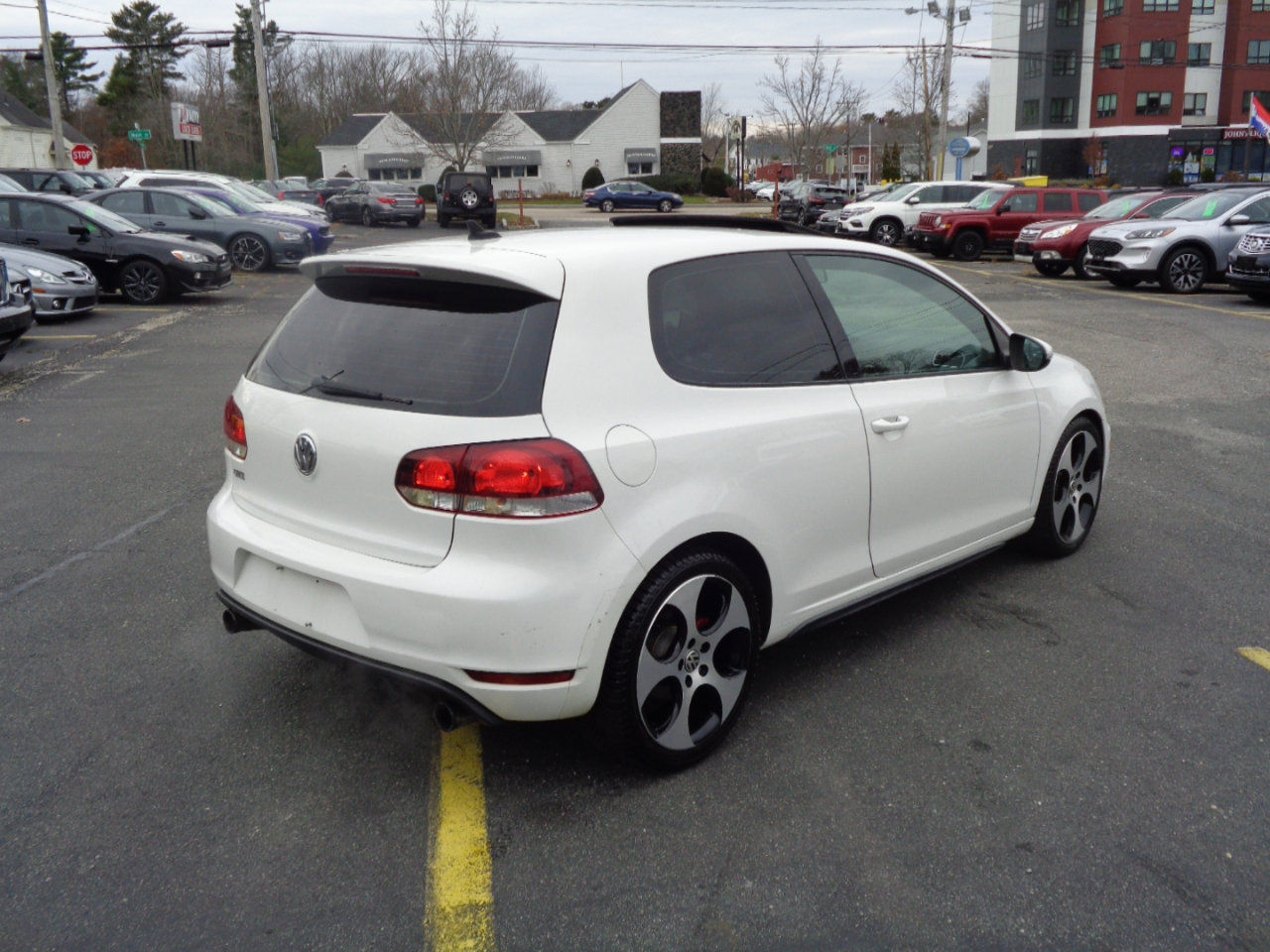 Used 2012 Volkswagen GTI 2-Door image 12