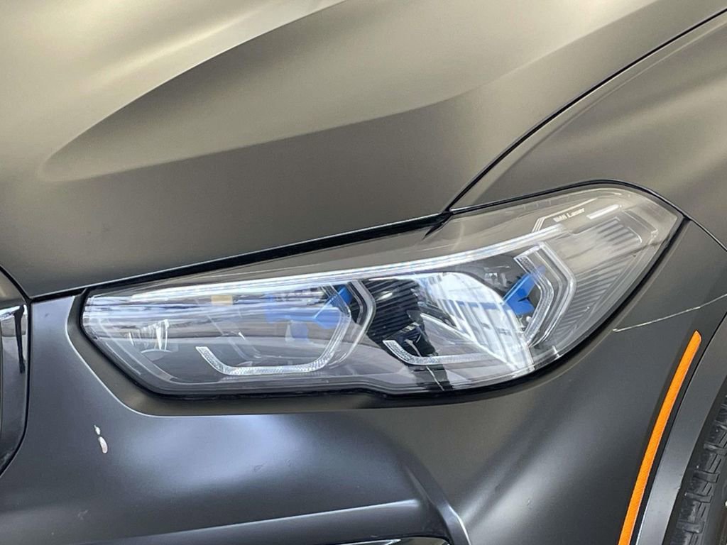 Used 2023 BMW X5 M w/ Competition Package AWD/4WD image 9
