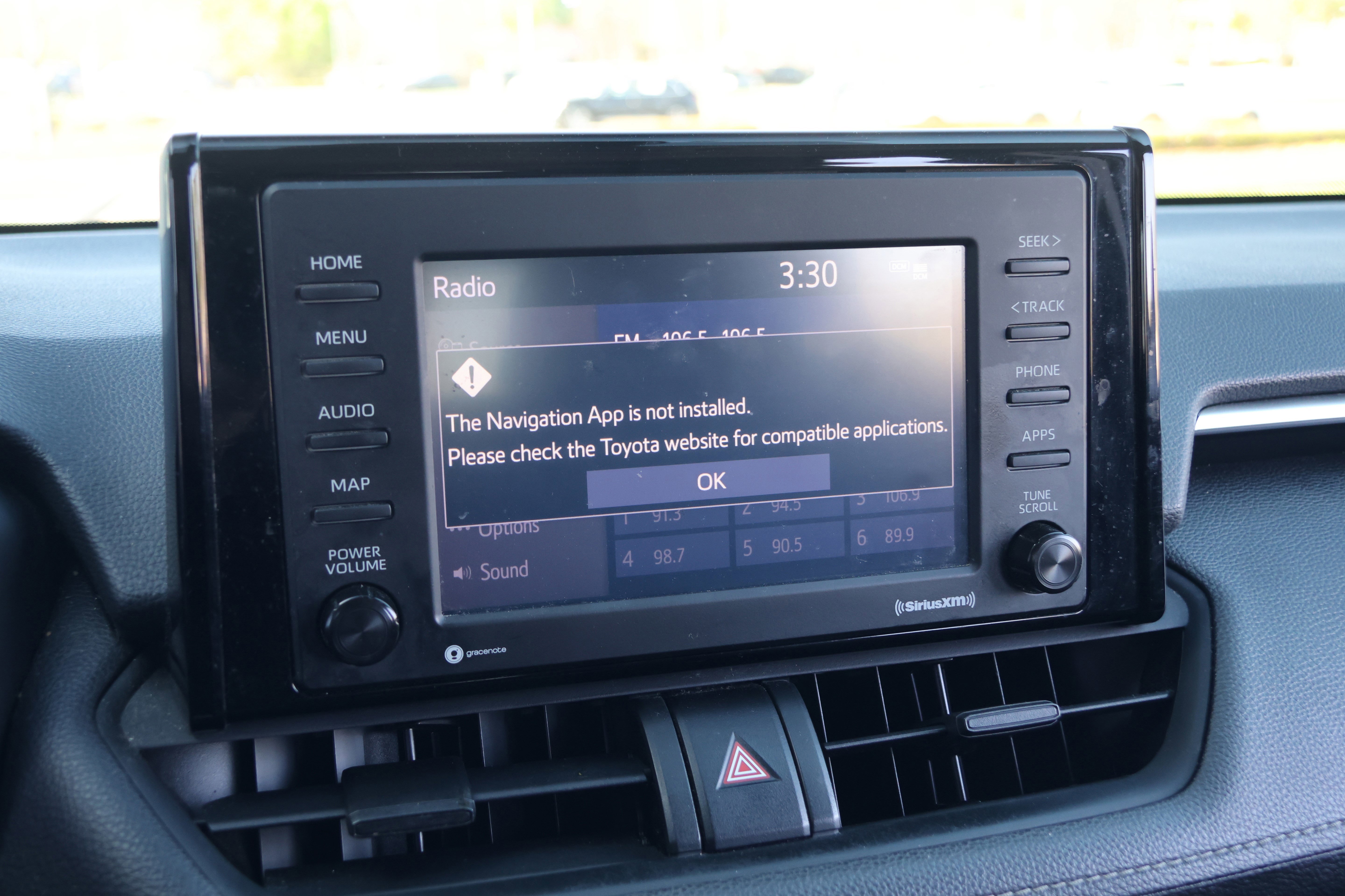 Used 2020 Toyota RAV4 XLE w/ All Weather Liner Package AWD/4WD image 22