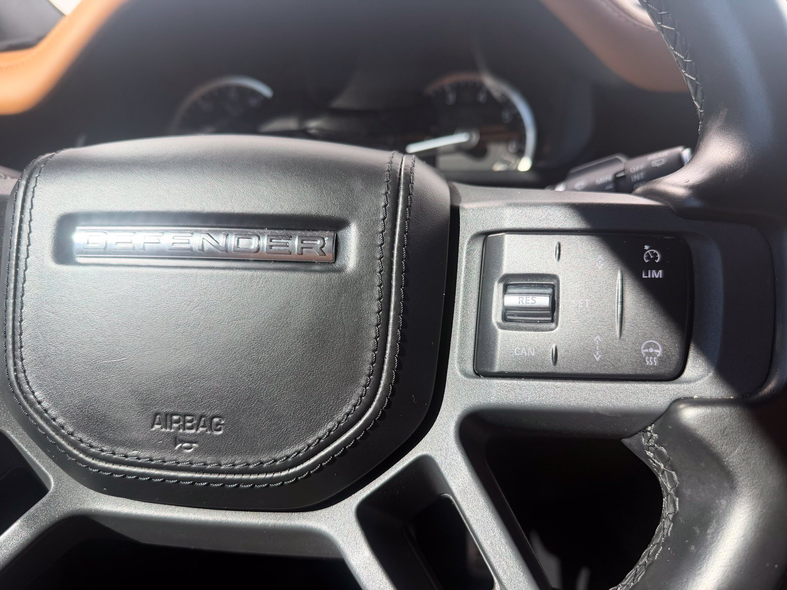 Used 2023 Land Rover Defender 130 X AWD/4WD image 16