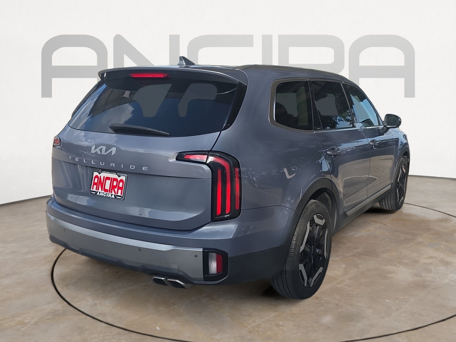 Certified 2023 Kia Telluride EX w/ EX Captain's Chair Package FWD image 8