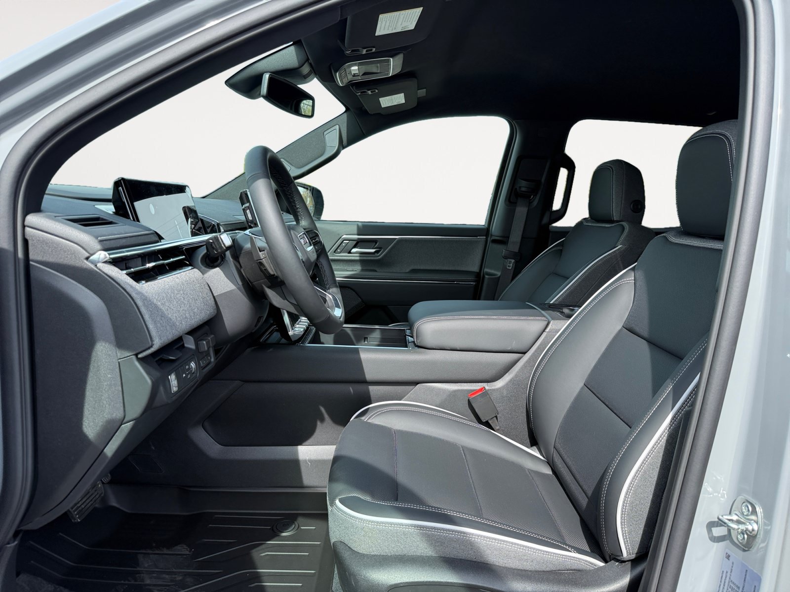 New 2026 GMC Sierra EV Elevation w/ LPO, Elevation Dark Package AWD/4WD image 10