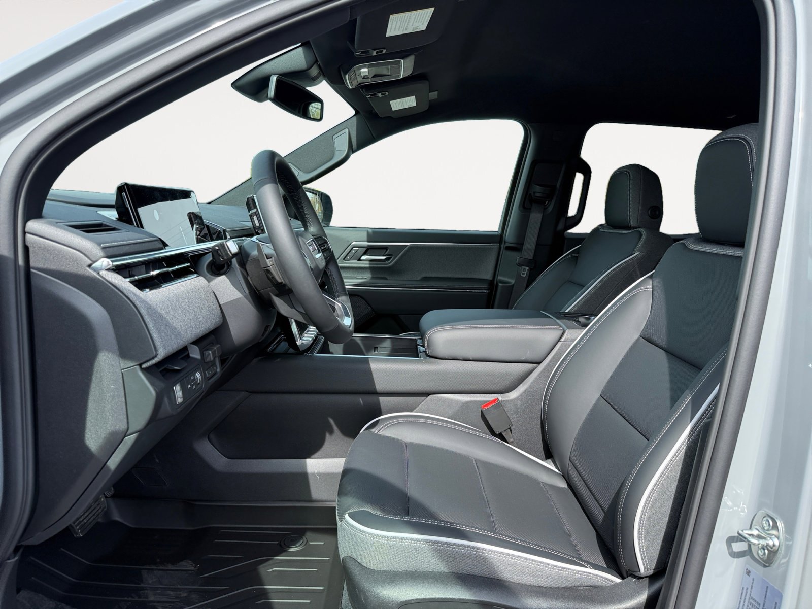 New 2026 GMC Sierra EV Elevation w/ LPO, Elevation Dark Package image 10