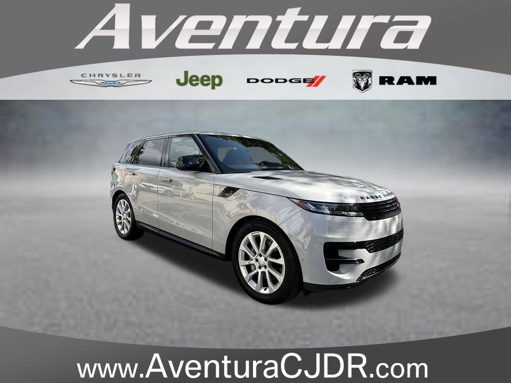Used 2025 Land Rover Range Rover Sport SE