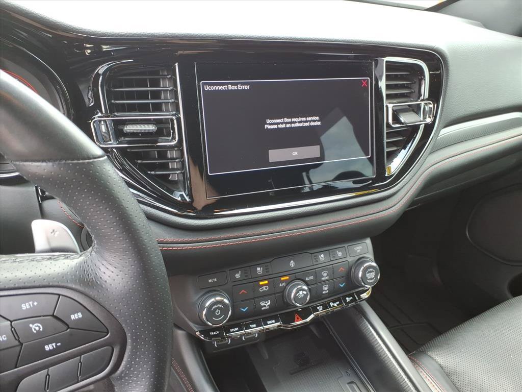 Used 2021 Dodge Durango R/T w/ Tow 'N Go Package AWD/4WD image 28
