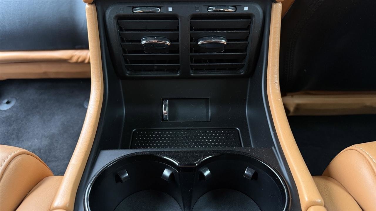 Used 2018 Maserati GranTurismo Sport image 23