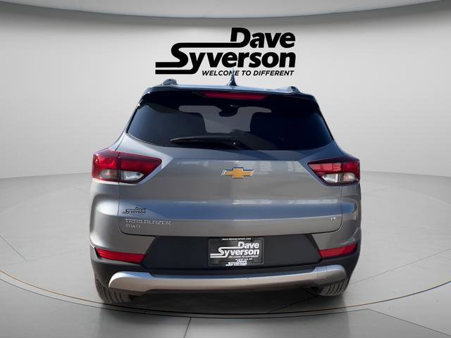 Used 2025 Chevrolet TrailBlazer LT AWD/4WD image 6