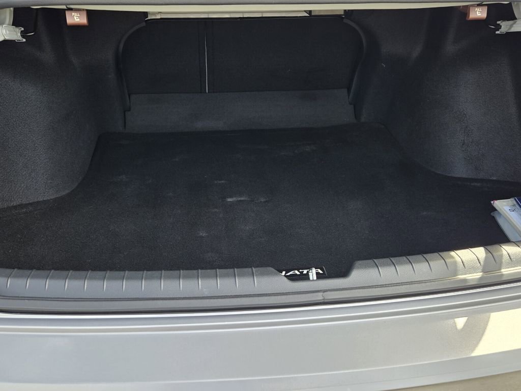 Used 2023 Hyundai Sonata Limited image 14