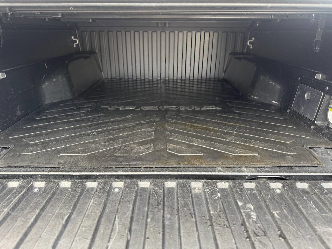 Used 2022 Toyota Tacoma TRD Off-Road image 92