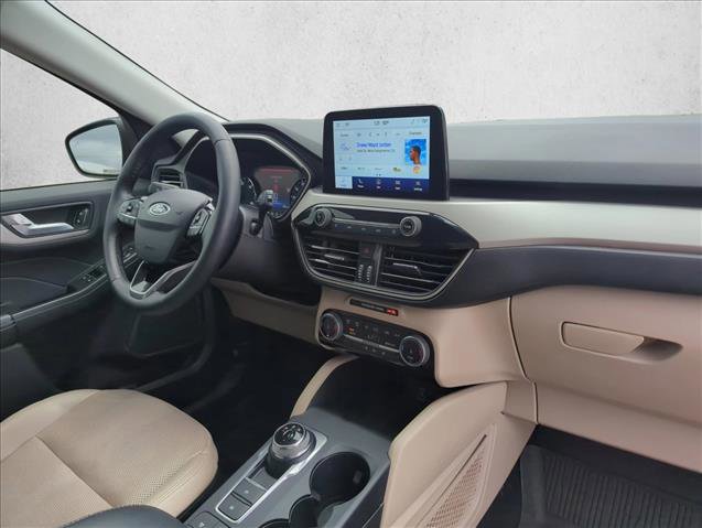 Used 2022 Ford Escape SEL image 19