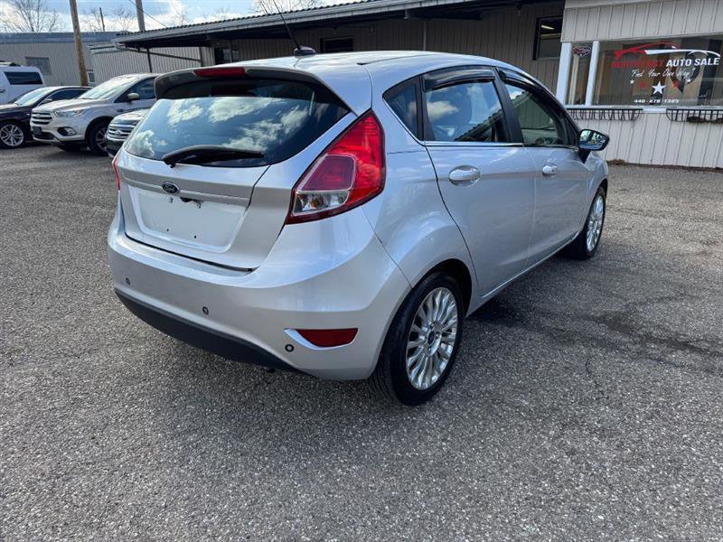 Used 2015 Ford Fiesta Titanium image 4