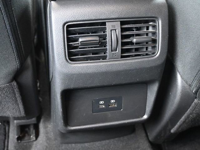 Used 2023 Nissan Rogue SV image 28