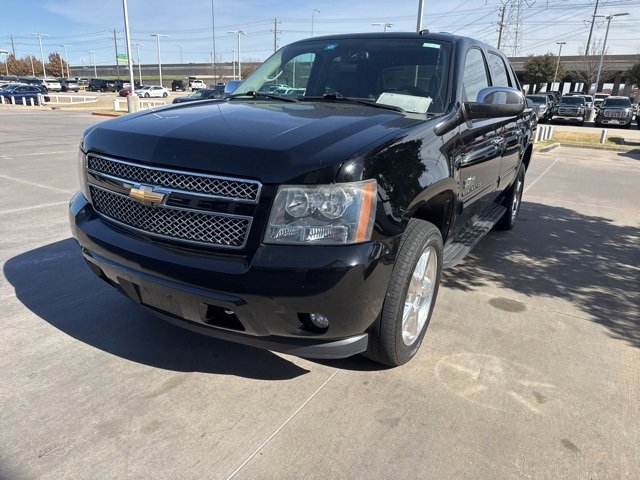 Used 2010 Chevrolet Avalanche LT w/ Texas Edition image 2