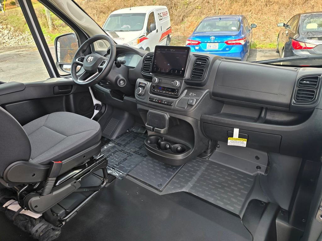 Used 2024 RAM ProMaster 3500 w/ Delivery Van Package image 40