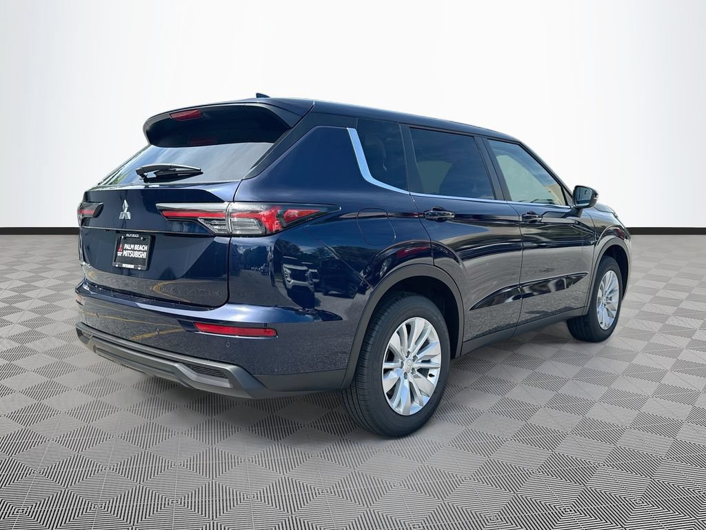 New 2026 Mitsubishi Outlander ES FWD image 5