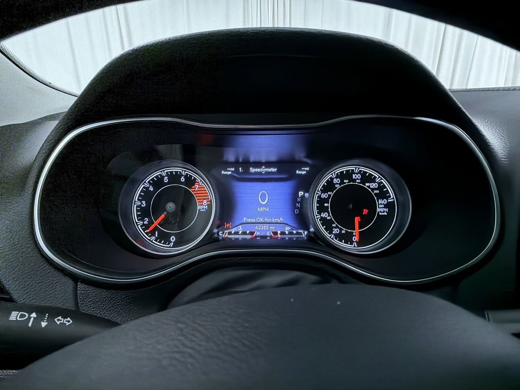 Used 2020 Jeep Cherokee Limited image 19