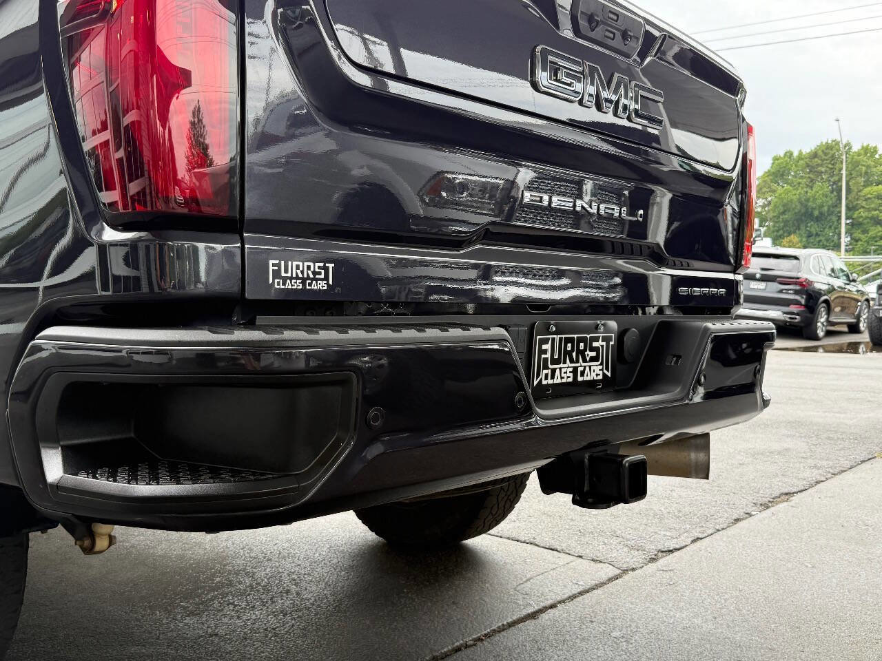 Used 2024 GMC Sierra 3500 Denali Ultimate image 8