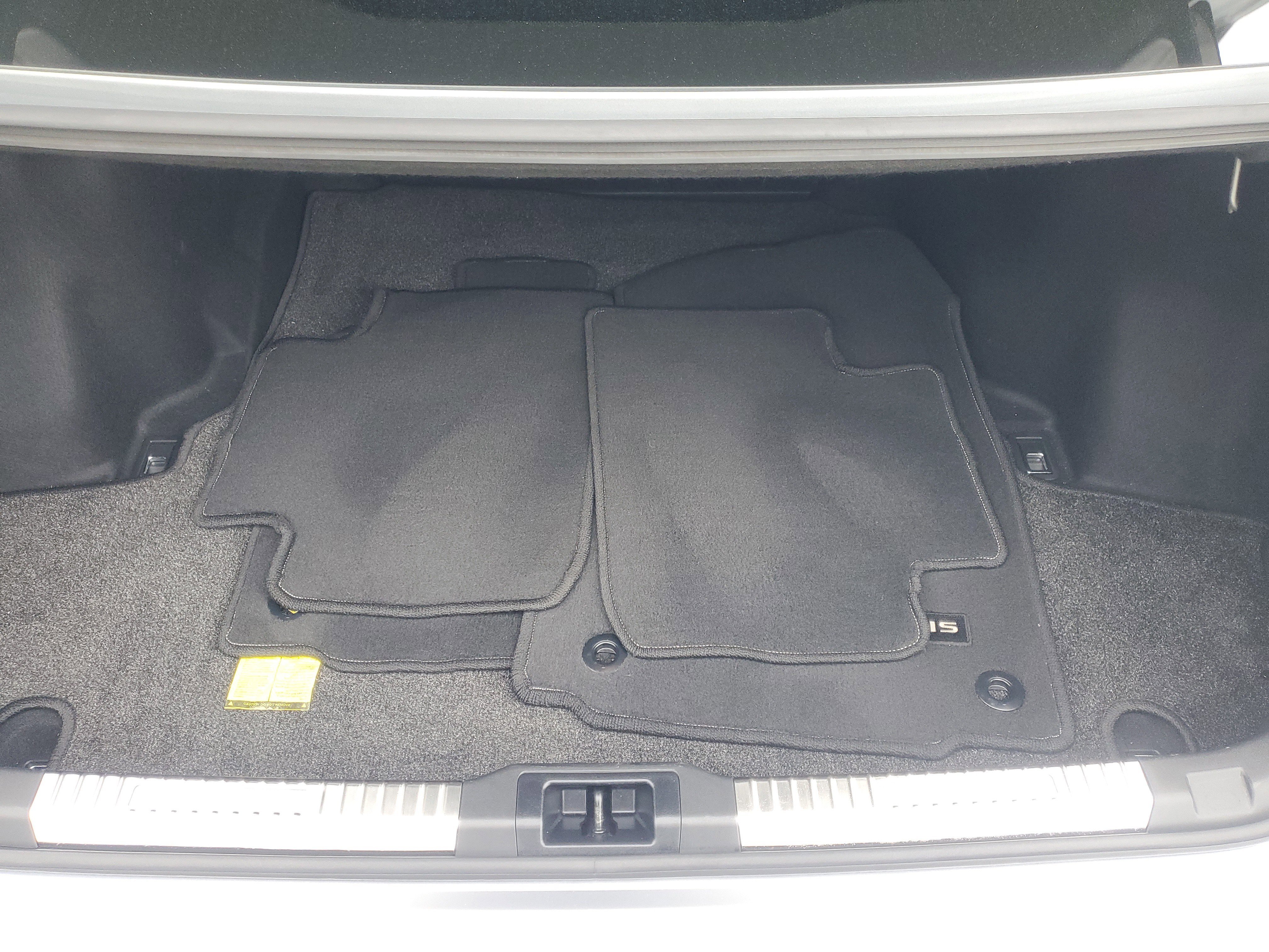 Used 2024 Lexus IS 350 F Sport image 13