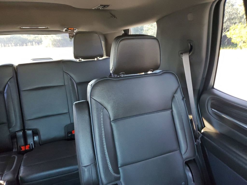 Used 2021 GMC Yukon Denali w/ Denali Ultimate Package image 14