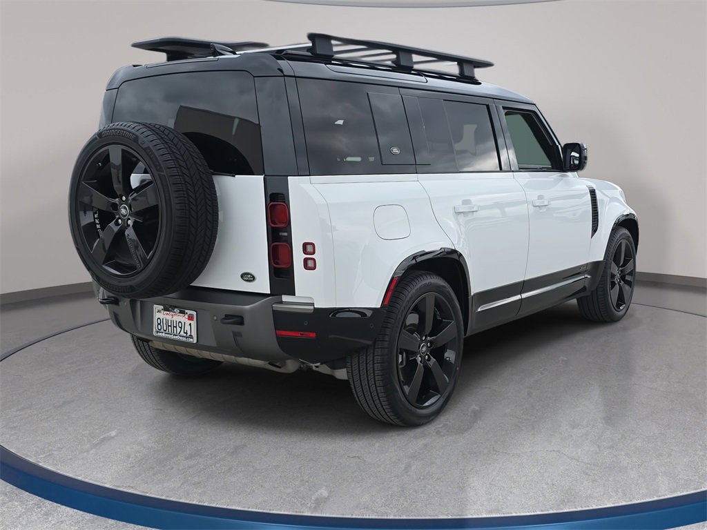 Used 2021 Land Rover Defender 110 X-Dynamic HSE image 5