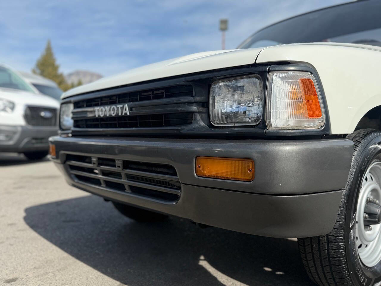 Used 1991 Toyota Pickup 2WD Regular Cab image 63