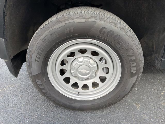 Used 2023 Chevrolet Colorado W/T image 11