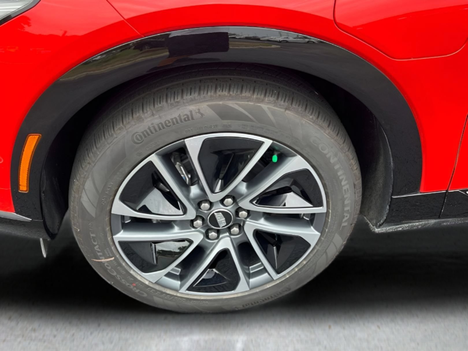 New 2026 Cadillac Optiq Sport 2 RWD image 24