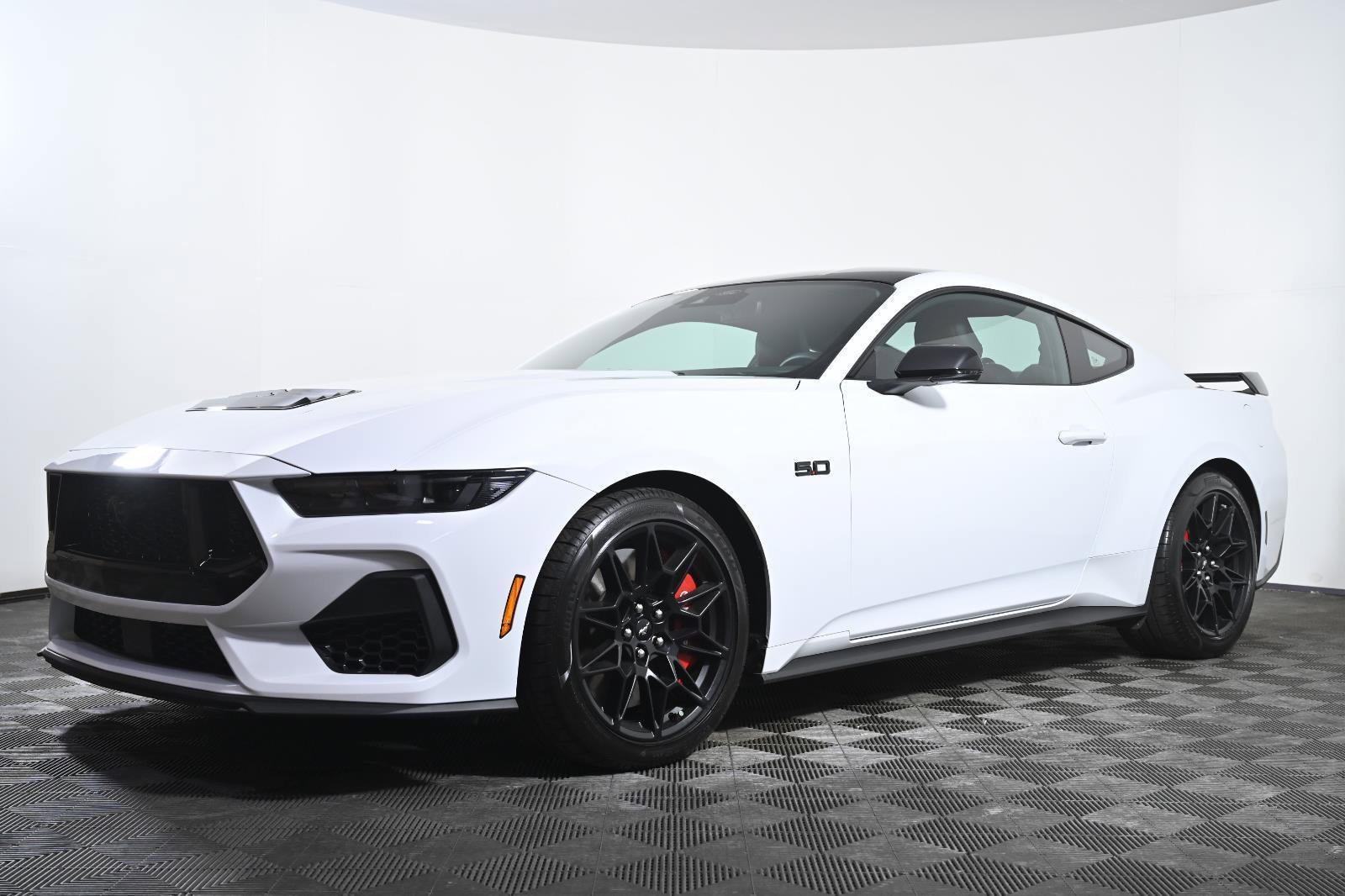 Used 2024 Ford Mustang GT Premium w/ GT Performance Package video 1