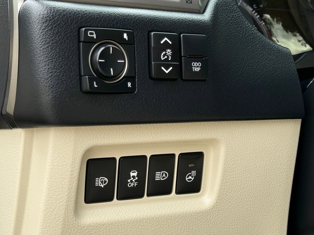 Certified 2022 Lexus GX 460 Premium w/ Accessory Package AWD/4WD image 32
