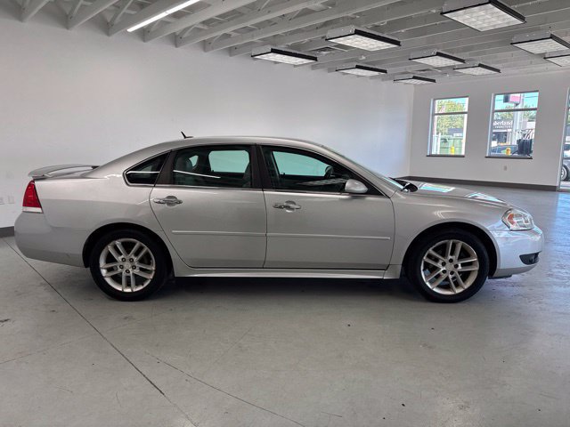 Used 2016 Chevrolet Impala LTZ FWD image 12