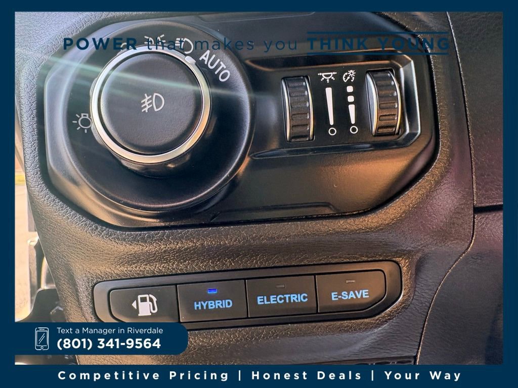 Used 2022 Jeep Wrangler Unlimited Rubicon 4xe image 28