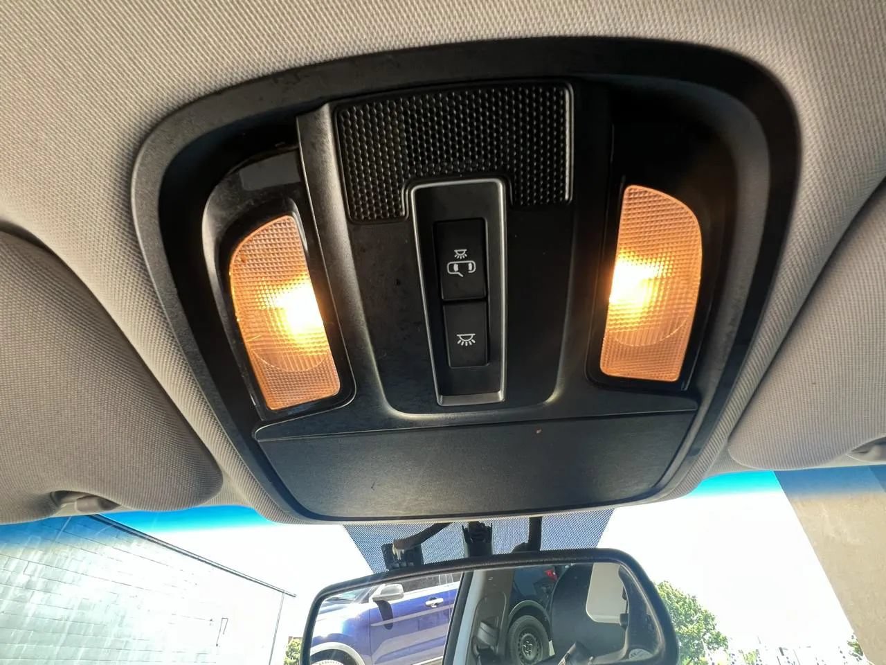 Used 2019 Kia Sorento EX FWD image 34