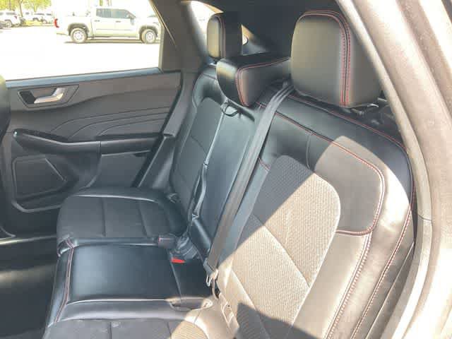Used 2025 Ford Escape ST-Line Select AWD/4WD image 18