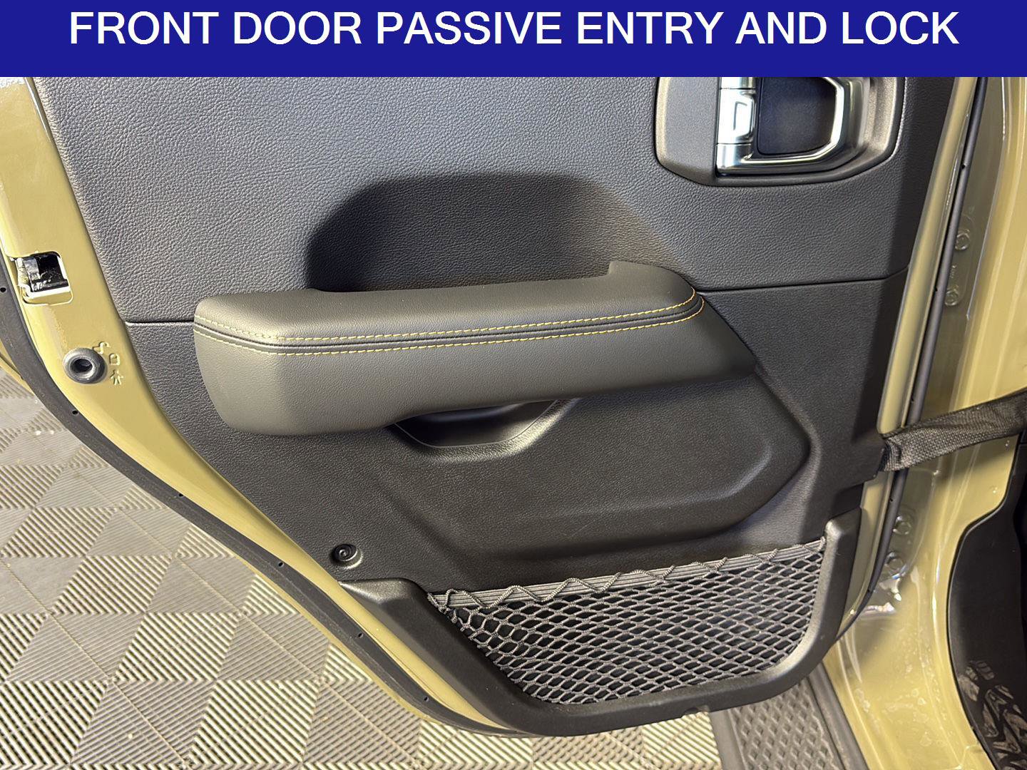 Used 2025 Jeep Gladiator Sport image 21