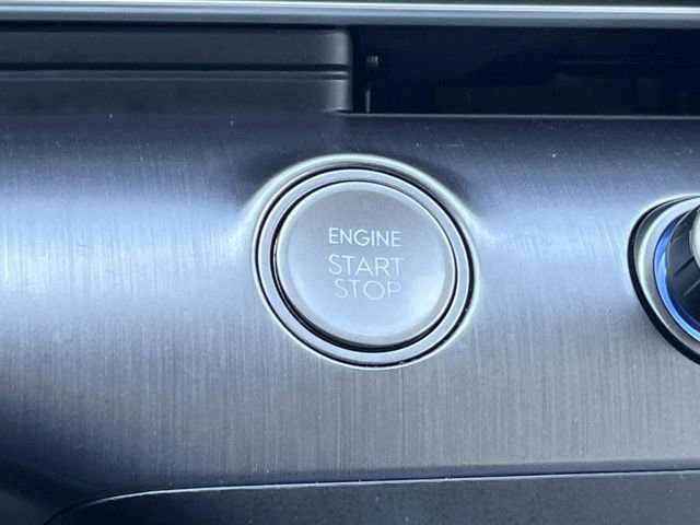 Certified 2025 Hyundai Kona SEL image 30