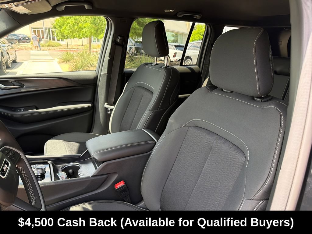 New 2026 Jeep Grand Cherokee Laredo w/ Trailer Tow Package RWD image 21