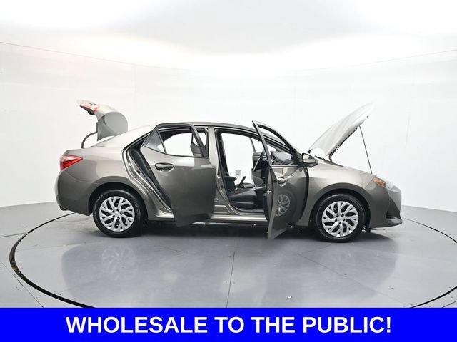 Used 2018 Toyota Corolla LE FWD image 47