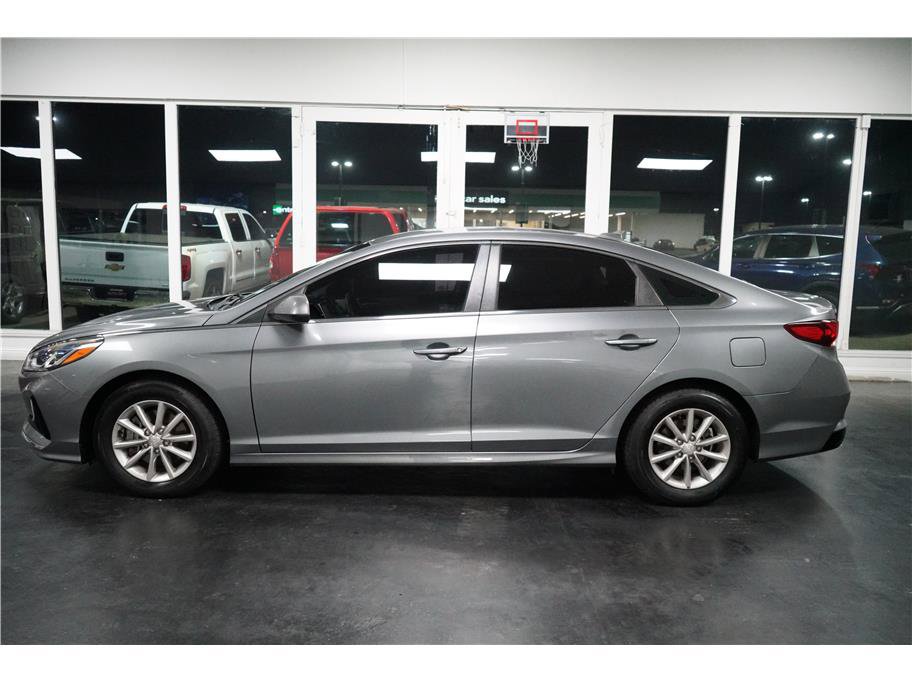 Used 2018 Hyundai Sonata SE w/ Cargo Package image 4