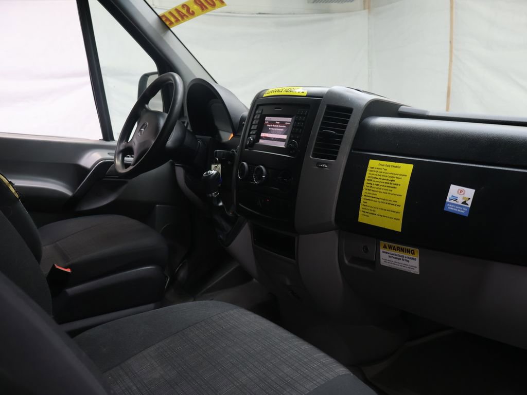Used 2018 Mercedes-Benz Sprinter 2500 image 10
