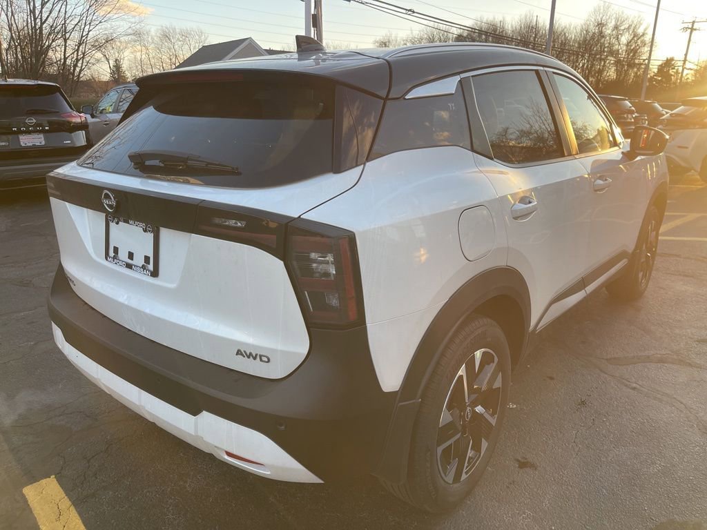 New 2026 Nissan Kicks SV w/ SV Premium Package image 6