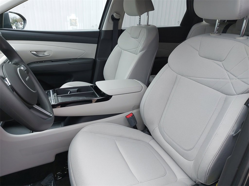 New 2025 Hyundai Tucson SEL image 15
