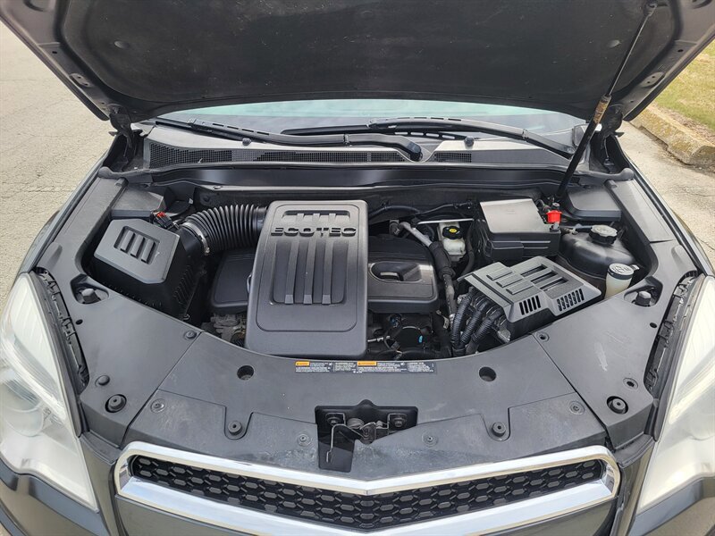 Used 2012 Chevrolet Equinox LTZ FWD image 34