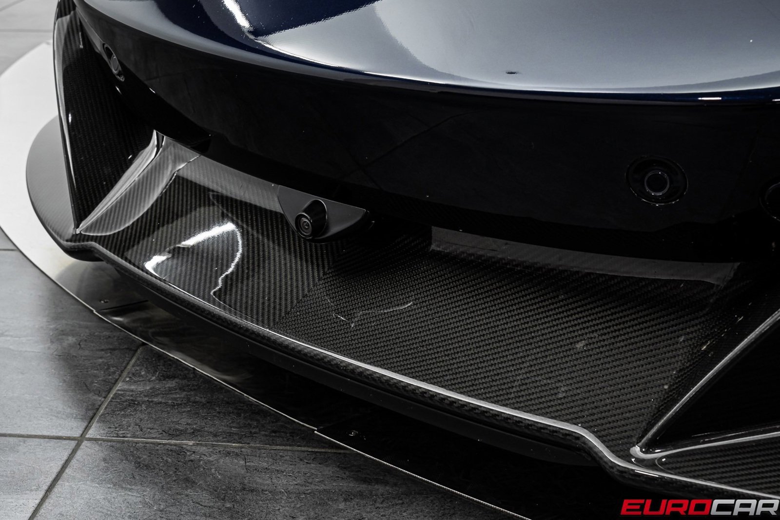 Used 2016 McLaren 675LT Spider image 17