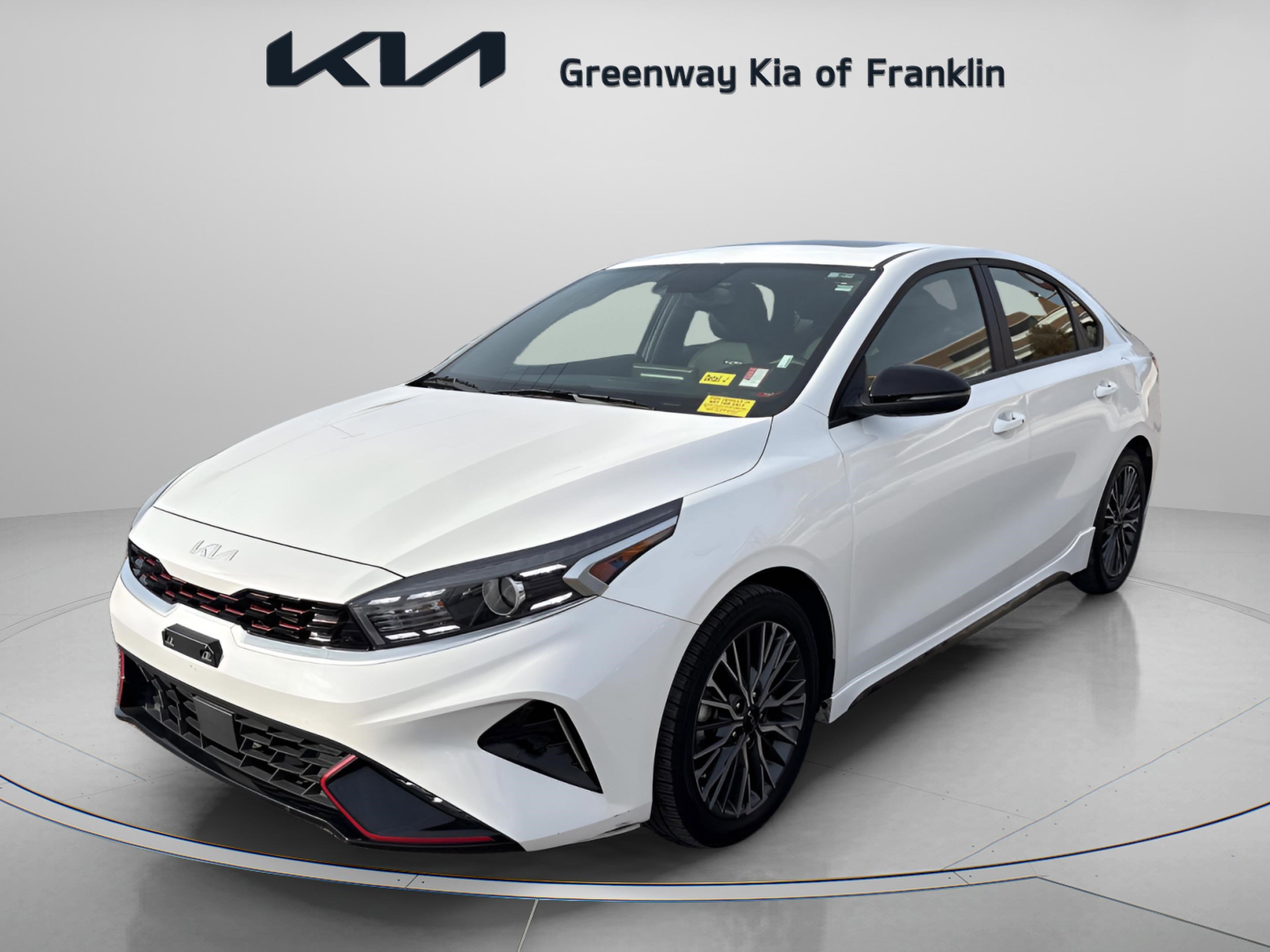 Used 2023 Kia Forte GT-Line w/ GT-Line Premium Package image 3