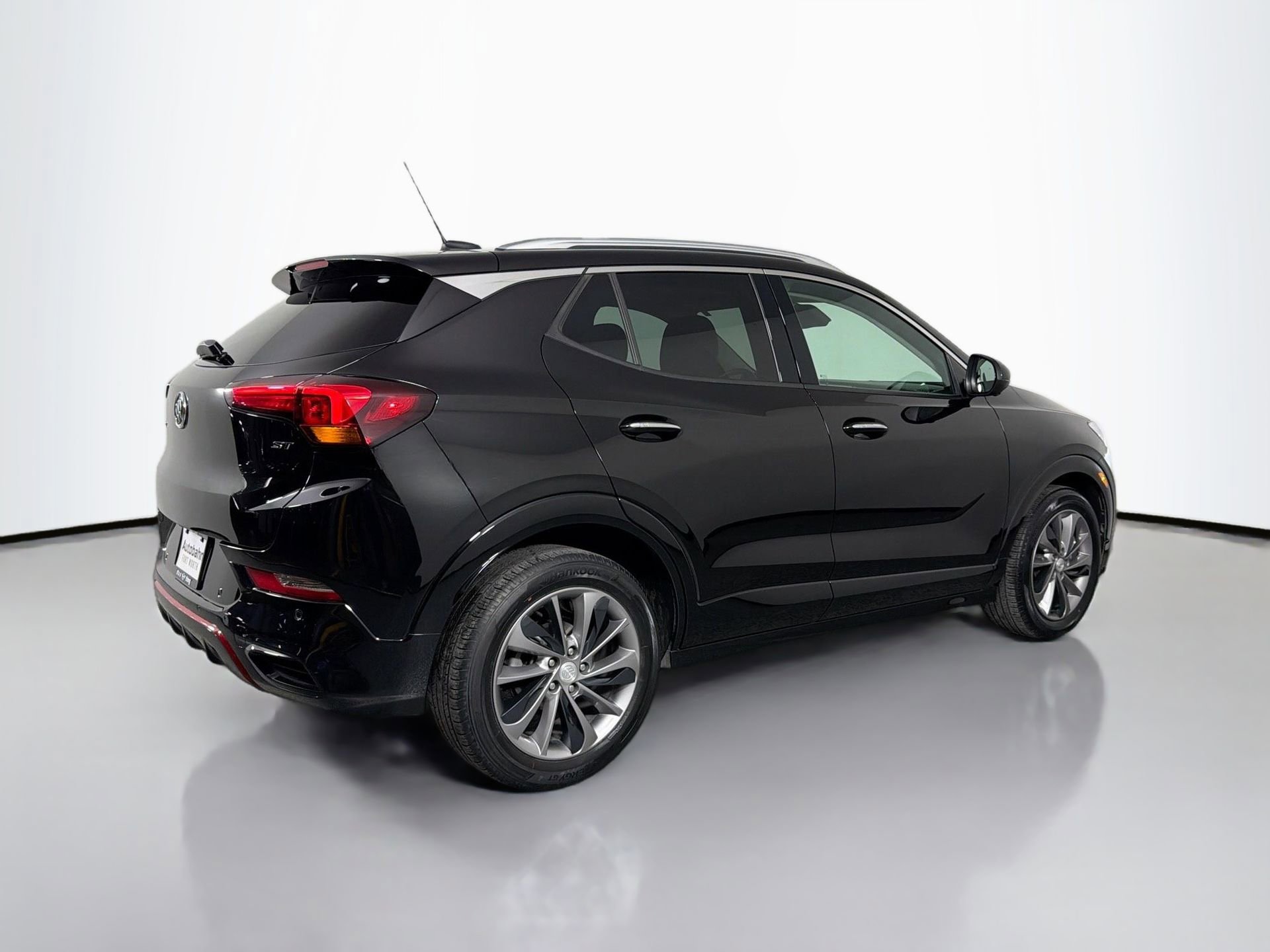 Used 2021 Buick Encore GX Essence w/ Advanced Technology Package image 6