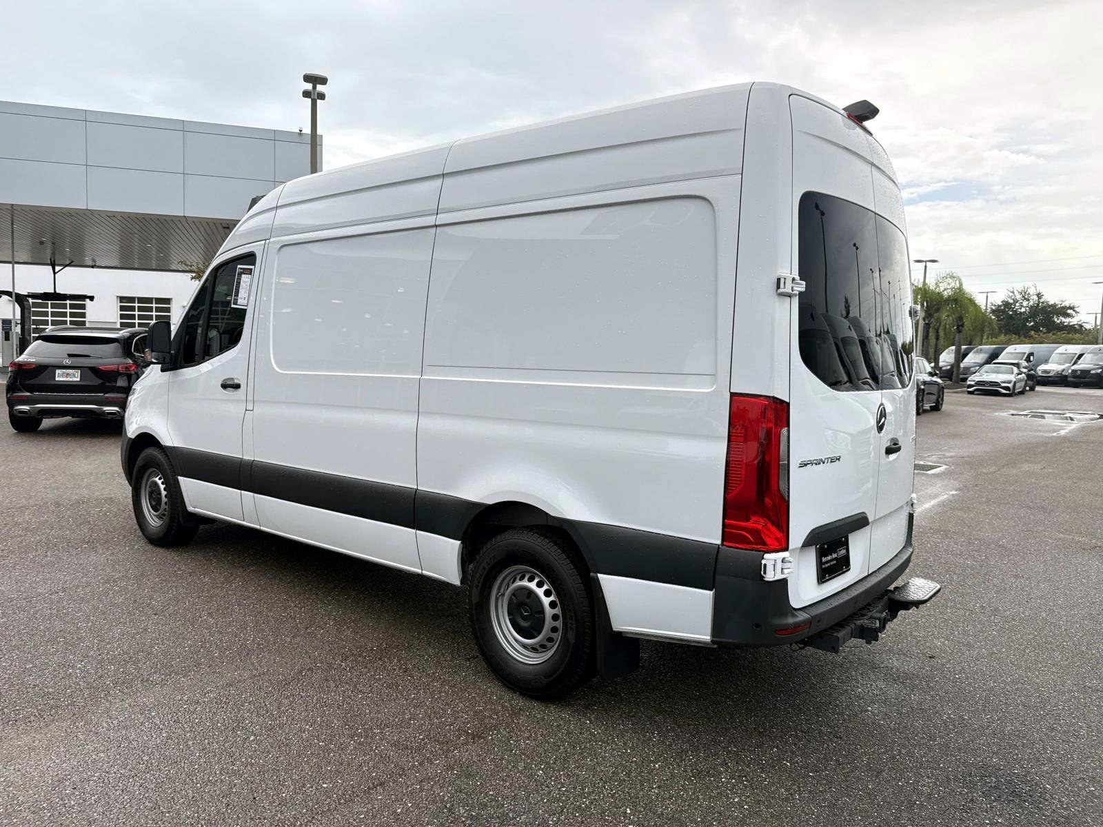 Certified 2022 Mercedes-Benz Sprinter 2500 image 3